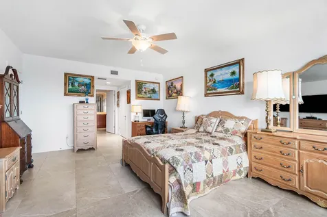 2650 Lake Shore Drive Riviera Beach FL 33404