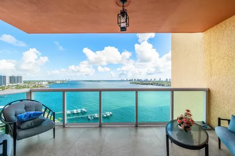 2650 Lake Shore Drive Riviera Beach FL 33404