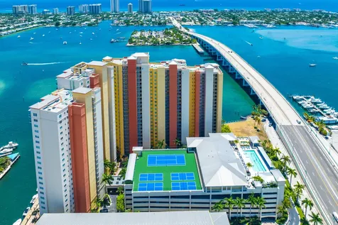 2650 Lake Shore Drive Riviera Beach FL 33404