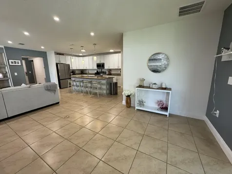5252 Nw East Piper Circle Port Saint Lucie FL 34986