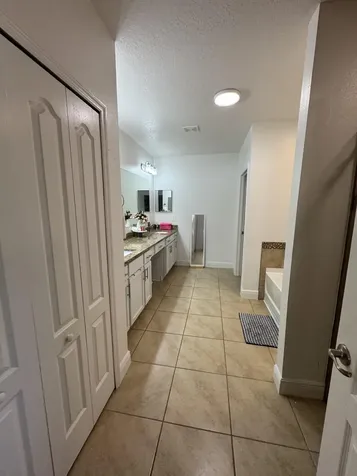 5252 Nw East Piper Circle Port Saint Lucie FL 34986