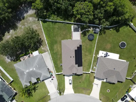 5252 Nw East Piper Circle Port Saint Lucie FL 34986