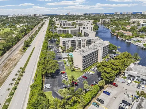 21 Royal Palm Way Boca Raton FL 33432