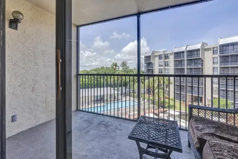 21 Royal Palm Way Boca Raton FL 33432