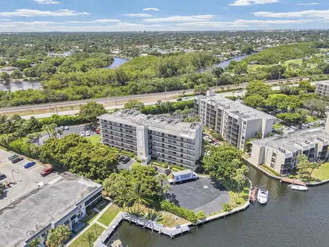 21 Royal Palm Way Boca Raton FL 33432