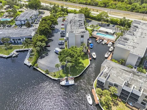 21 Royal Palm Way Boca Raton FL 33432