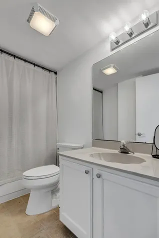 21 Royal Palm Way Boca Raton FL 33432