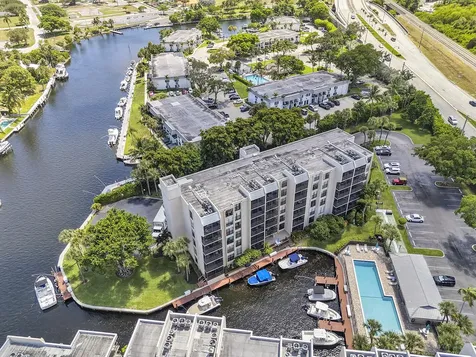 21 Royal Palm Way Boca Raton FL 33432
