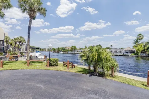 21 Royal Palm Way Boca Raton FL 33432
