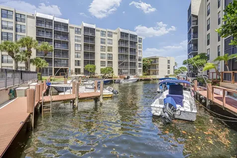 21 Royal Palm Way Boca Raton FL 33432