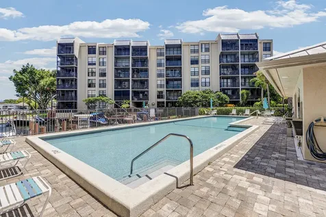 21 Royal Palm Way Boca Raton FL 33432