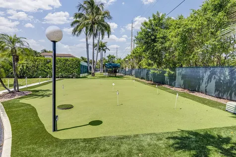 21 Royal Palm Way Boca Raton FL 33432