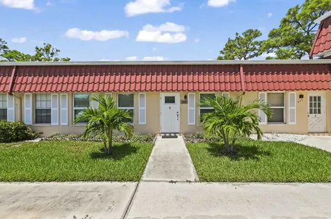 647 Marlboro Oval Lake Worth FL 33467