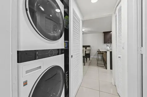 647 Marlboro Oval Lake Worth FL 33467