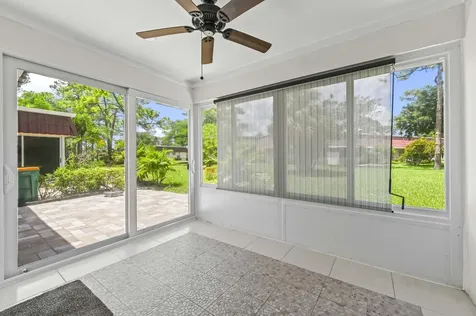 647 Marlboro Oval Lake Worth FL 33467
