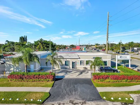 3379 S Military Trail Lake Worth FL 33463