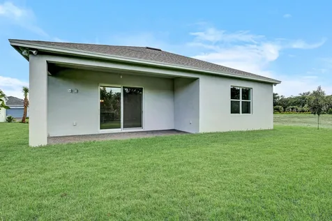 6883 68th Square Vero Beach FL 32967