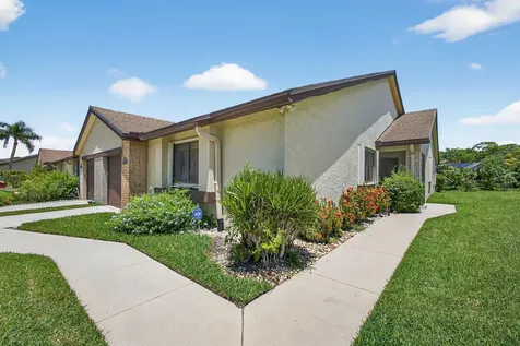 108 Village Walk Drive Royal Palm Beach FL 33411