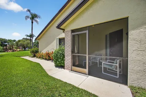 108 Village Walk Drive Royal Palm Beach FL 33411