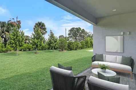 6783 68th Square Vero Beach FL 32967