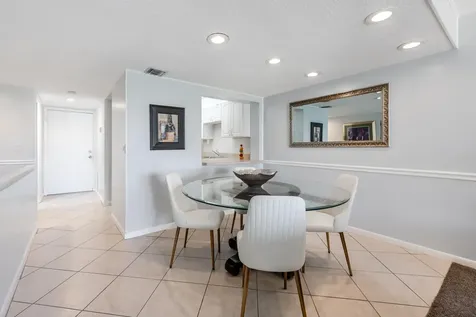 2828 Tennis Club Drive West Palm Beach FL 33417