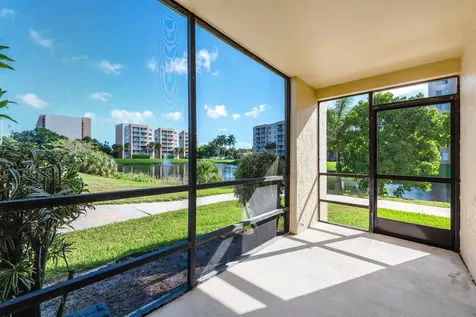 2828 Tennis Club Drive West Palm Beach FL 33417