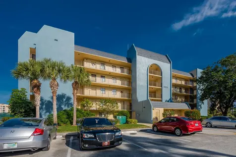 2828 Tennis Club Drive West Palm Beach FL 33417