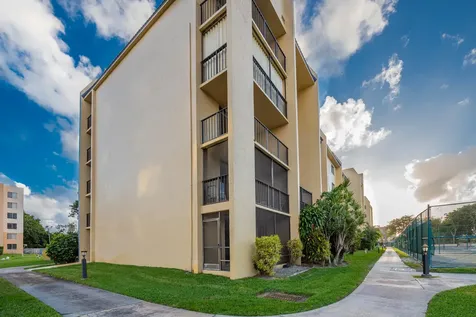 2828 Tennis Club Drive West Palm Beach FL 33417