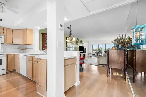 3050 Ne 48th Court Lighthouse Point FL 33064
