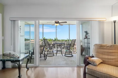 3050 Ne 48th Court Lighthouse Point FL 33064