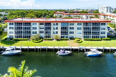 3050 Ne 48th Court Lighthouse Point FL 33064