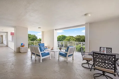 3050 Ne 48th Court Lighthouse Point FL 33064
