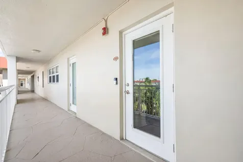 3050 Ne 48th Court Lighthouse Point FL 33064