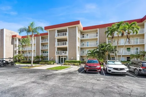 3050 Ne 48th Court Lighthouse Point FL 33064