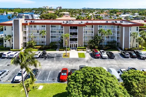 3050 Ne 48th Court Lighthouse Point FL 33064