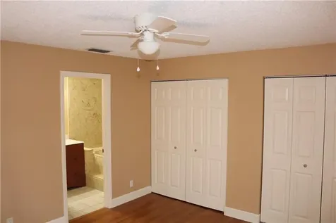 15 Crossings Circle Boynton Beach FL 33435