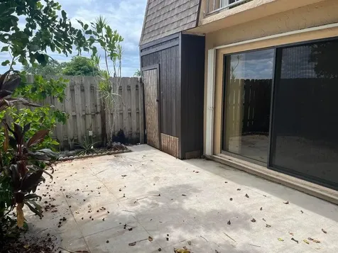 4803 Waterview Circle Palm Springs FL 33461