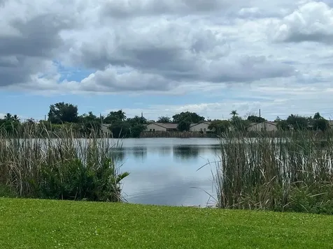 4803 Waterview Circle Palm Springs FL 33461