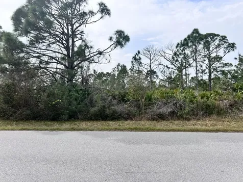 2135 Meetze Street Port Charlotte FL 33953