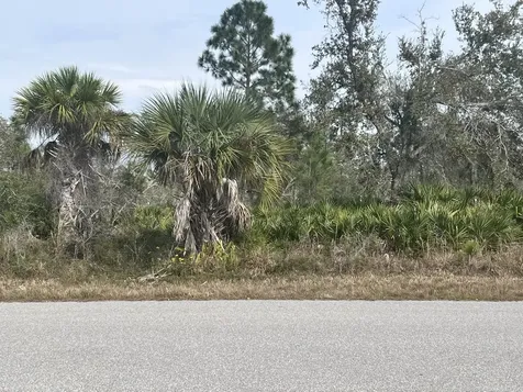 310 Halloran Street Port Charlotte FL 33953