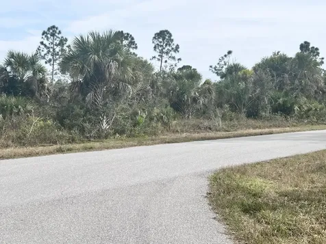 310 Halloran Street Port Charlotte FL 33953