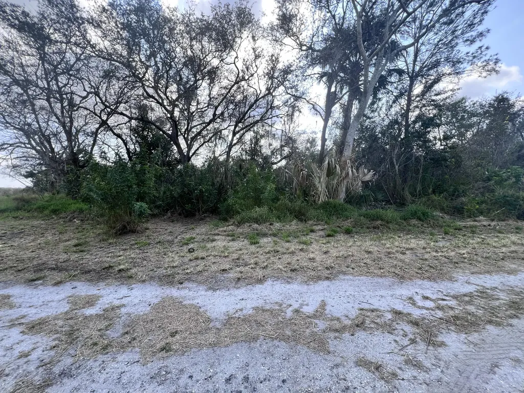 4108 Sebring Lakes Boulevard Sebring FL 33875