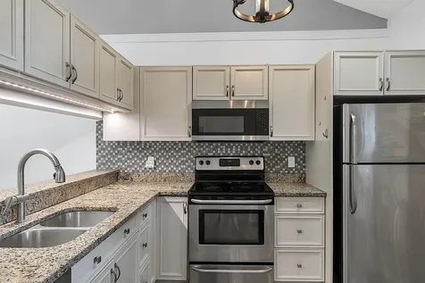 416 Buttonwood Place Boca Raton FL 33431