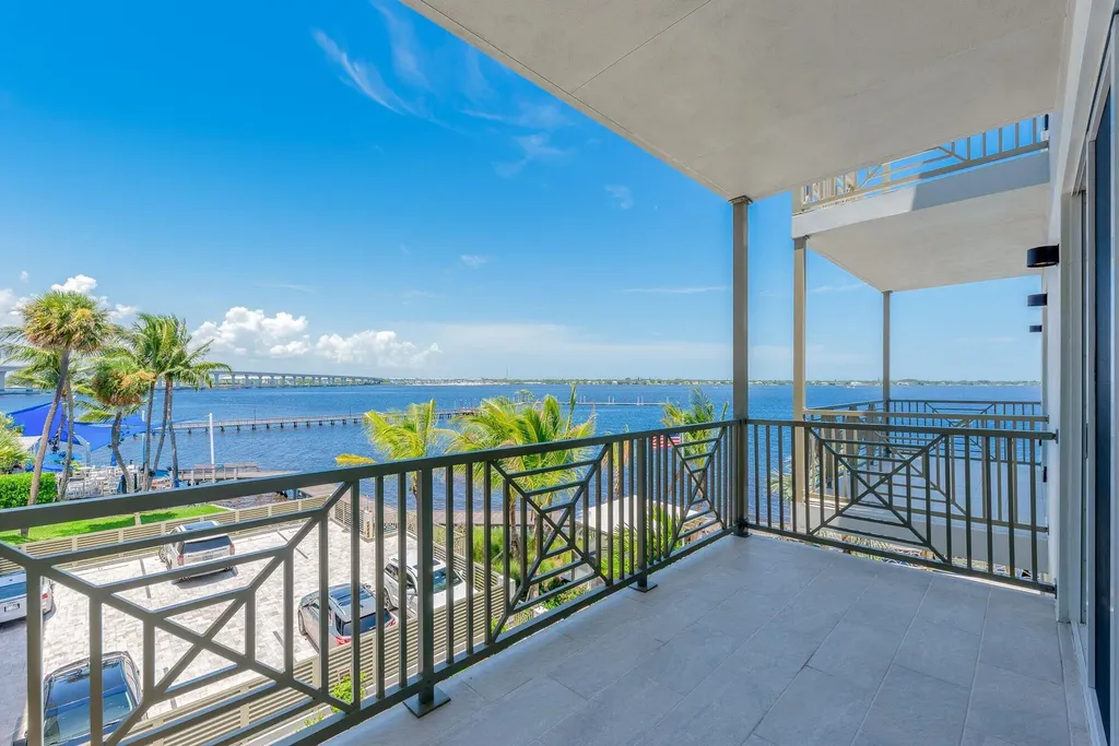 41 Sw Seminole Street Stuart FL 34994