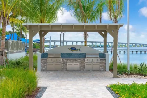 41 Sw Seminole Street Stuart FL 34994