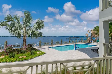 41 SW Seminole Street Stuart FL 34994