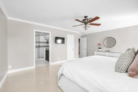 3250 Lakeview Boulevard Delray Beach FL 33445