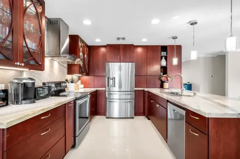 3250 Lakeview Boulevard Delray Beach FL 33445