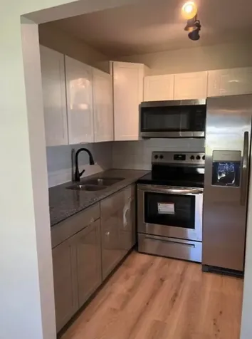 152 Easthampton G West Palm Beach FL 33417