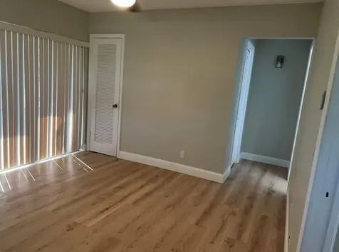 152 Easthampton G West Palm Beach FL 33417